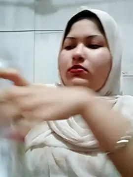 Snapshot of Nusrat-N chatting on 18, 7, 2026 Nusrat-N online show from 18, 7, 2026