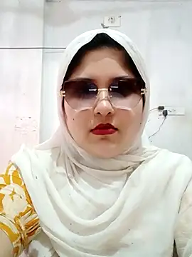 Snapshot of Nusrat-N chatting on 16, 6, 2026 Nusrat-N online show from 16, 6, 2026