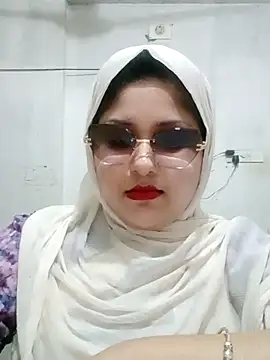 Snapshot of Nusrat-N chatting on 21, 6, 2026 Nusrat-N online show from 21, 6, 2026
