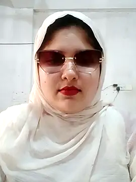 Snapshot of Nusrat-N chatting on 17, 6, 2026 Nusrat-N online show from 17, 6, 2026