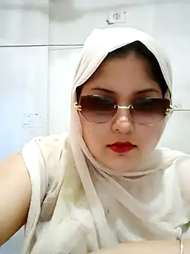 Snapshot of Nusrat-N chatting on 16, 7, 2026 Nusrat-N online show from 16, 7, 2026