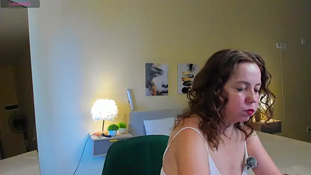 Kira Adler online show from 10, 7, 2026