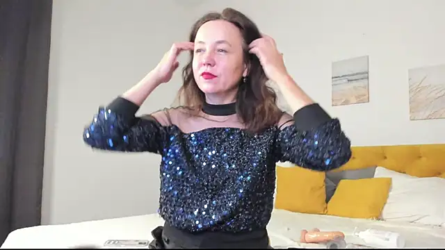 Kira Adler online show from 26, 11, 2025