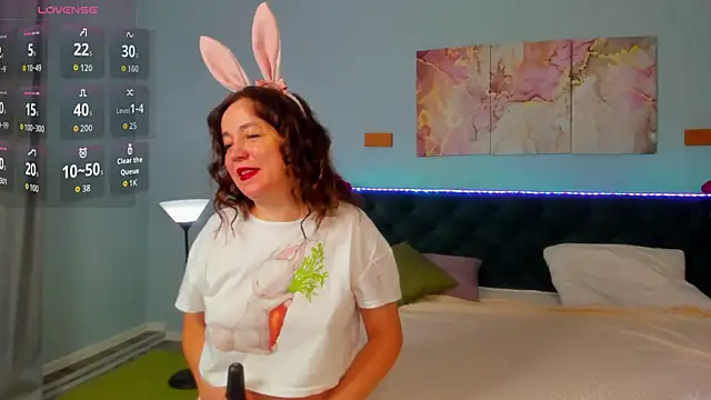 Kira Adler online show from 4, 4, 2026