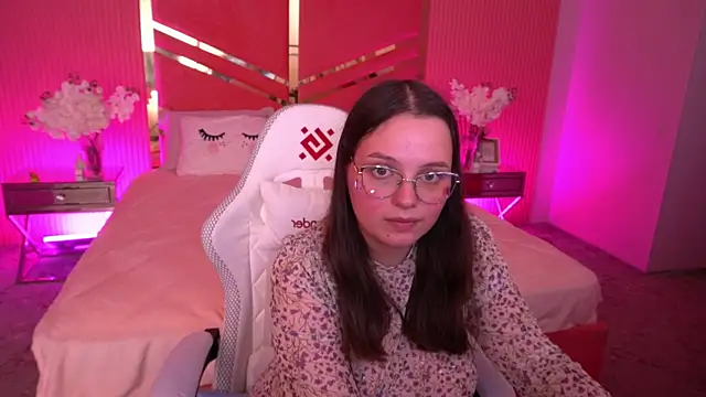 SophieDreamss online show from 13, 9, 2025