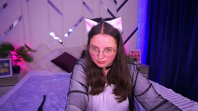 SophieDreamss online show from 14, 9, 2025