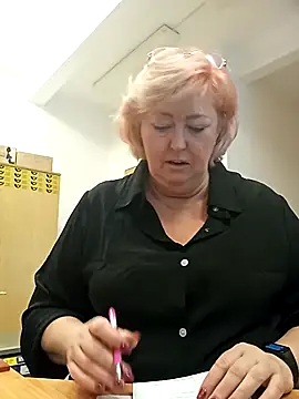 TerezaVelvet online show from 13, 10, 2025