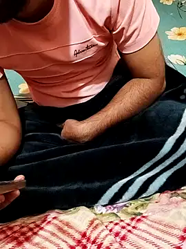 Snapshot of mehulsomm7 chatting on 3, 12, 2025 mehulsomm7 online show from 3, 12, 2025