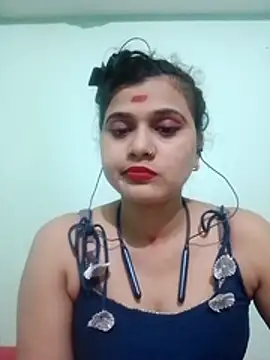 Kavya-Tiwari online show from 8, 11, 2025