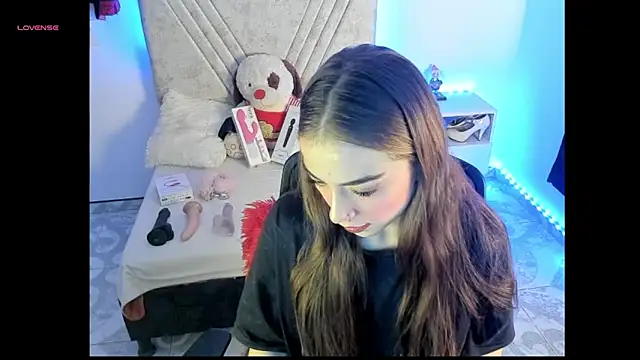 Mia Victoria22 online show from 19, 5, 2026