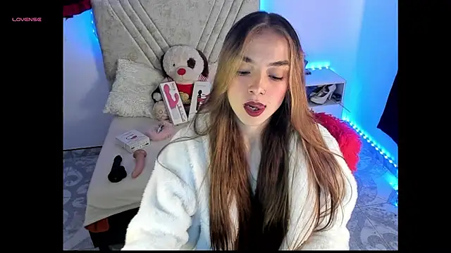 Mia Victoria22 online show from 4, 5, 2026