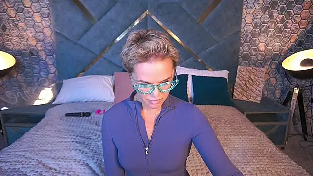 PleasureWeCouple online show from 9, 10, 2025