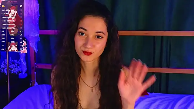 BettyMaldonado online show from 29, 10, 2025