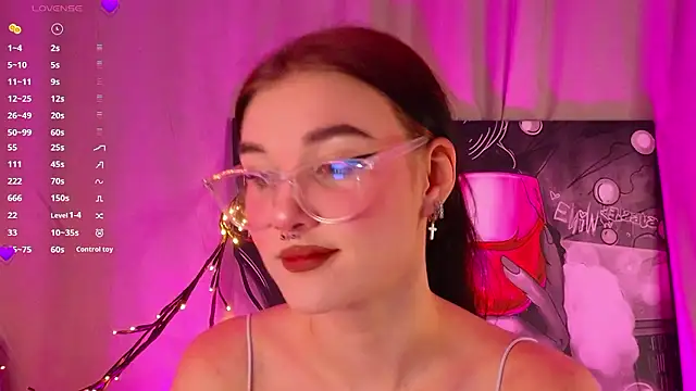 Snapshot of JenniferSullivan chatting on 18, 1, 2026 JenniferSullivan online show from 18, 1, 2026