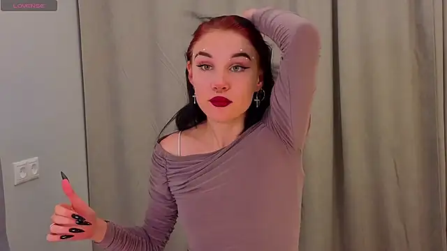 JenniferSullivan online show from 24, 9, 2025