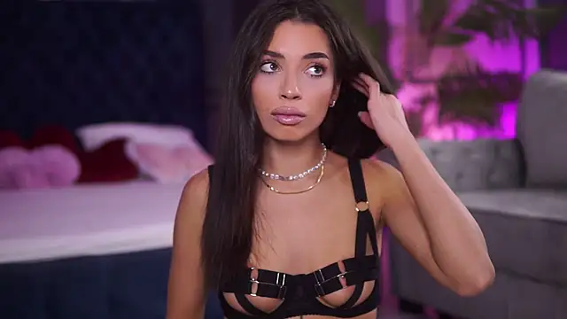 LalaRoze online show from 28, 9, 2025