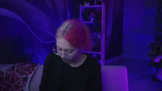 SakuraBliss online show from 3, 10, 2025