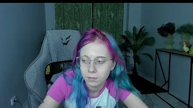 SakuraBliss online show from 11, 11, 2025