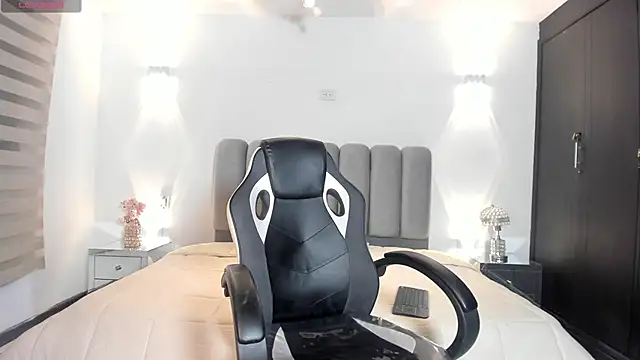 AdharaSweet1  online show from 15, 3, 2026