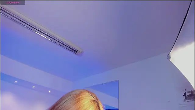 MadisonAnngel online show from 17, 1, 2026