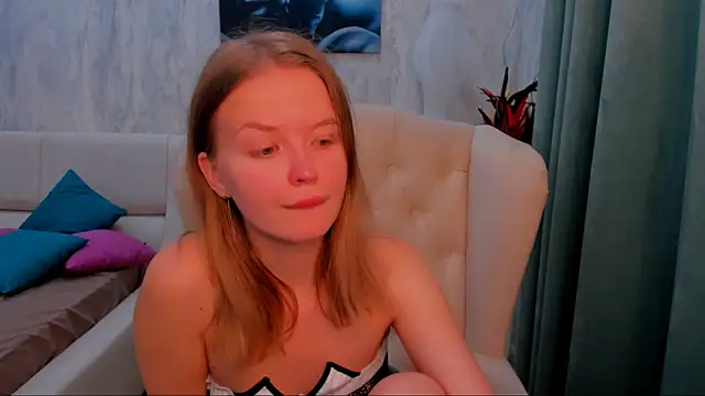 LaurennHill online show from 22, 9, 2025