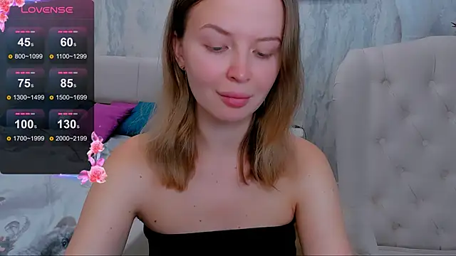 LaurennHill online show from 10, 9, 2025