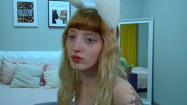 MistyMarlo online show from 4, 4, 2026