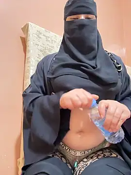  Laiali  online show from 20, 11, 2025