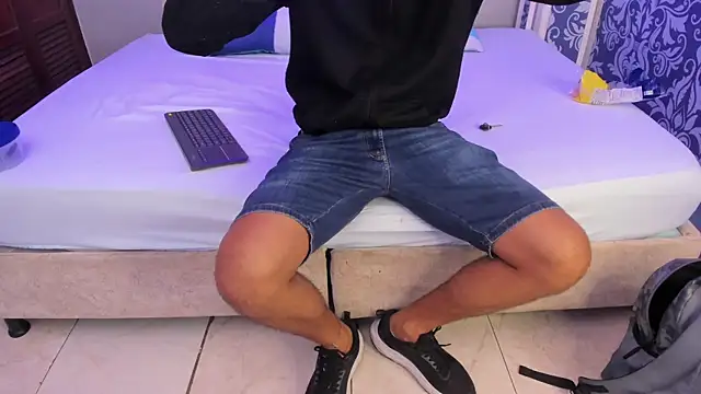 magnus serket online show from 1, 12, 2025