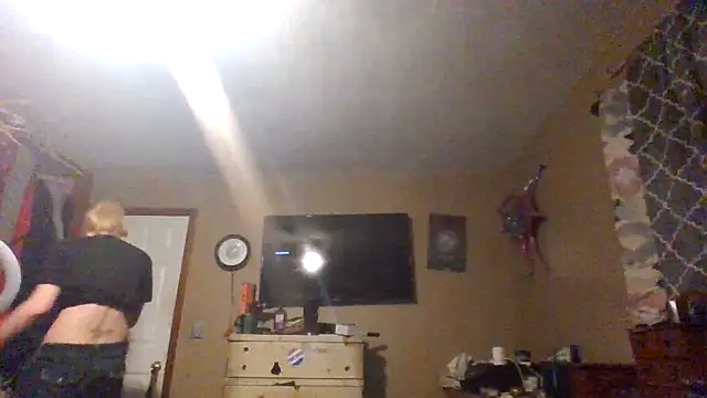 flavi1996 online show from 4, 10, 2025