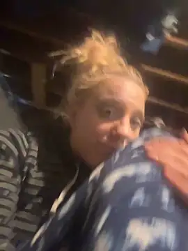 flavi1996 online show from 4, 12, 2025