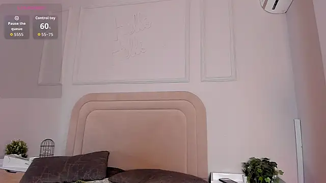 Anamonrroe online show from 31, 10, 2025