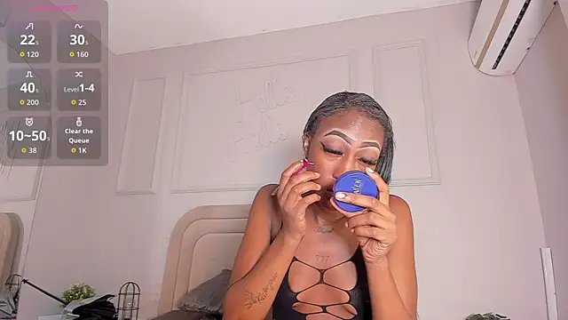 Anamonrroe online show from 6, 11, 2025