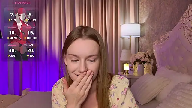 Lucy Shaw online show from 26, 11, 2025