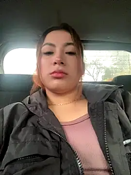 MacarenaRosse online show from 3, 11, 2025