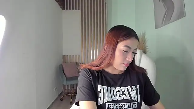 MacarenaRosse online show from 25, 9, 2025