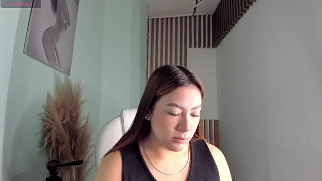 MacarenaRosse online show from 8, 9, 2025