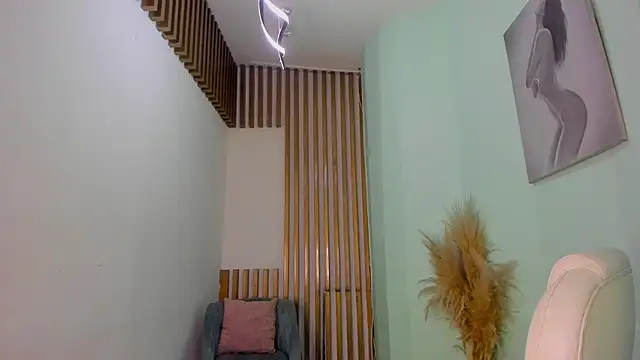 MacarenaRosse online show from 28, 9, 2025