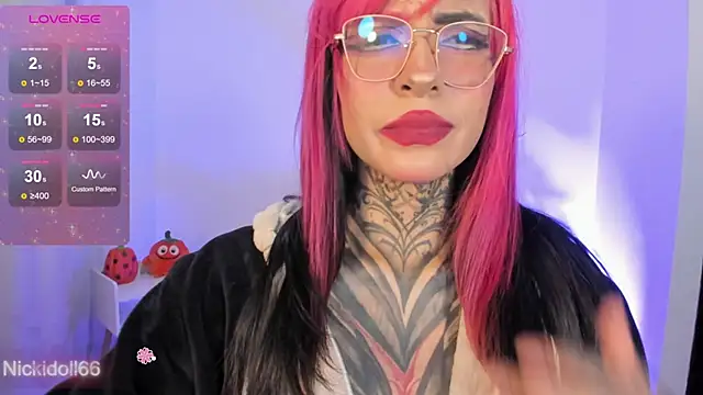 Nickidoll66- online show from 7, 10, 2025