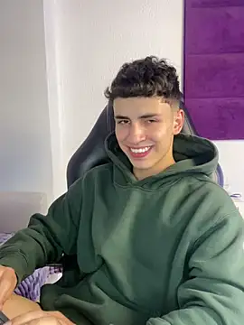 AdrianRinaldi online show from 5, 10, 2025