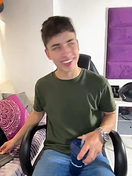 AdrianRinaldi online show from 3, 11, 2025