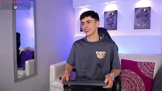 AdrianRinaldi online show from 19, 9, 2025