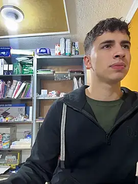 AdrianRinaldi online show from 5, 5, 2026