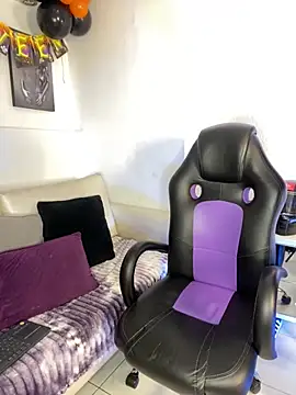 AdrianRinaldi online show from 7, 10, 2025