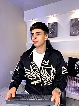 AdrianRinaldi online show from 1, 10, 2025