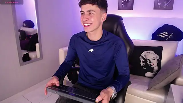 AdrianRinaldi online show from 12, 9, 2025