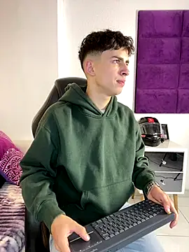 AdrianRinaldi online show from 22, 10, 2025