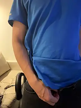 AdrianRinaldi online show from 3, 12, 2025