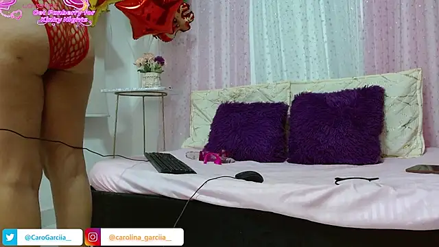 Carolinagarcia12345 online show from 14, 12, 2025