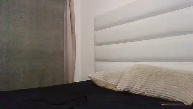 Snapshot of SexyNonnyy chatting on 1, 11, 2025 SexyNonnyy online show from 1, 11, 2025